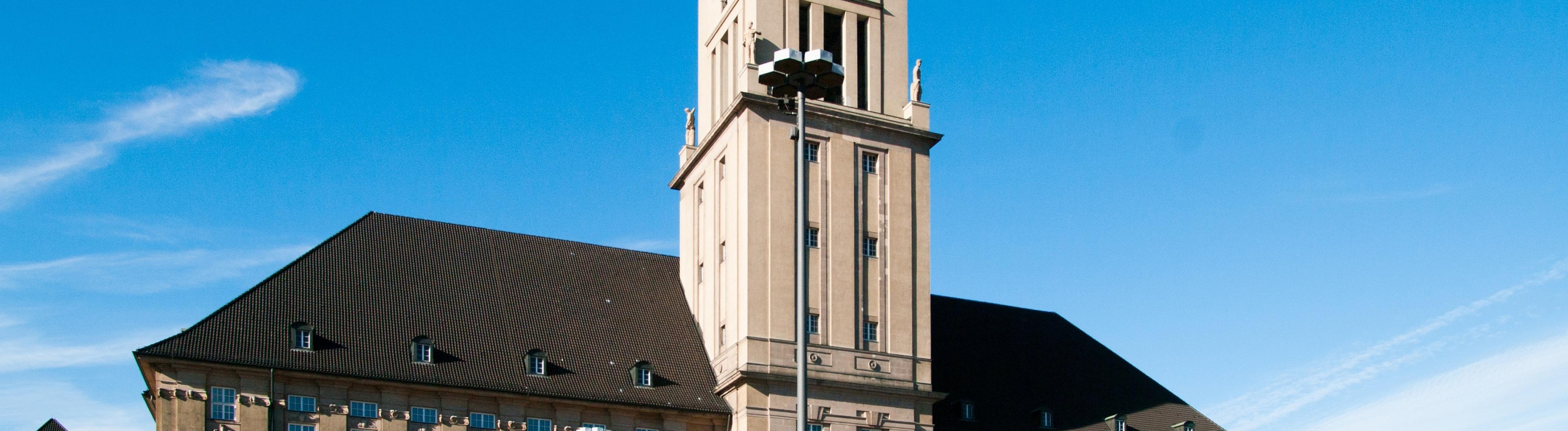 Rathaus Schöneberg Frontansicht